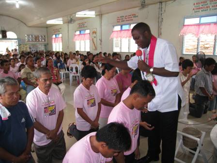 CGM Margos - Philippines ` Rev Dr Kenny Ministering to the sick